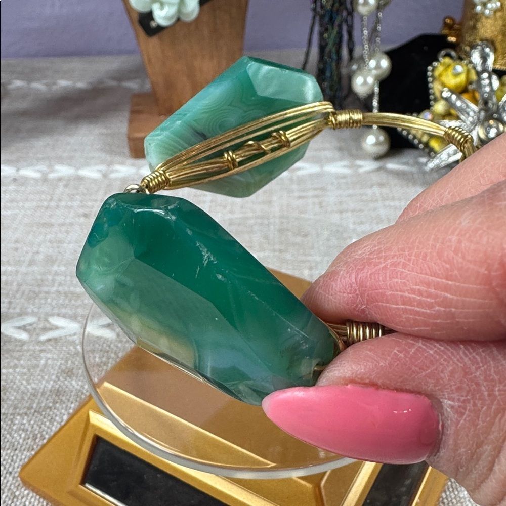 Bourbon & Bow ties Stone Bracelet - Picture 6 of 8